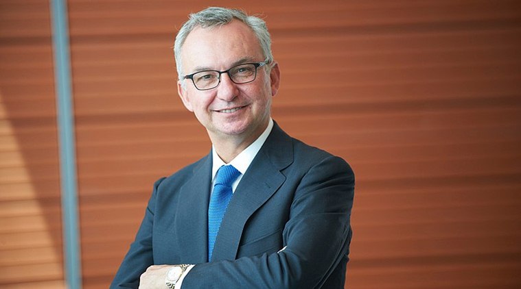 Top cancer doctor, forced out over ties to drugmakers, joins their ranks