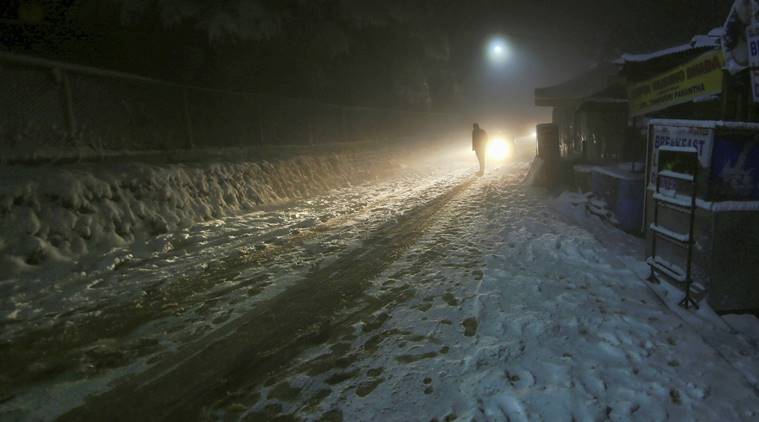 Two killed in avalanche at Jammu, heavy snowfall brings state to standstill