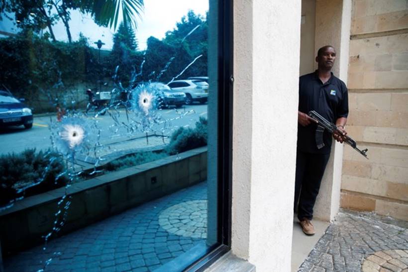 Kenya attack: At least 15 killed as gunmen storm Nairobi hotel compound