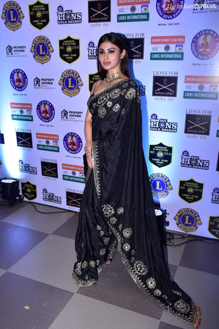 mouni roy pics