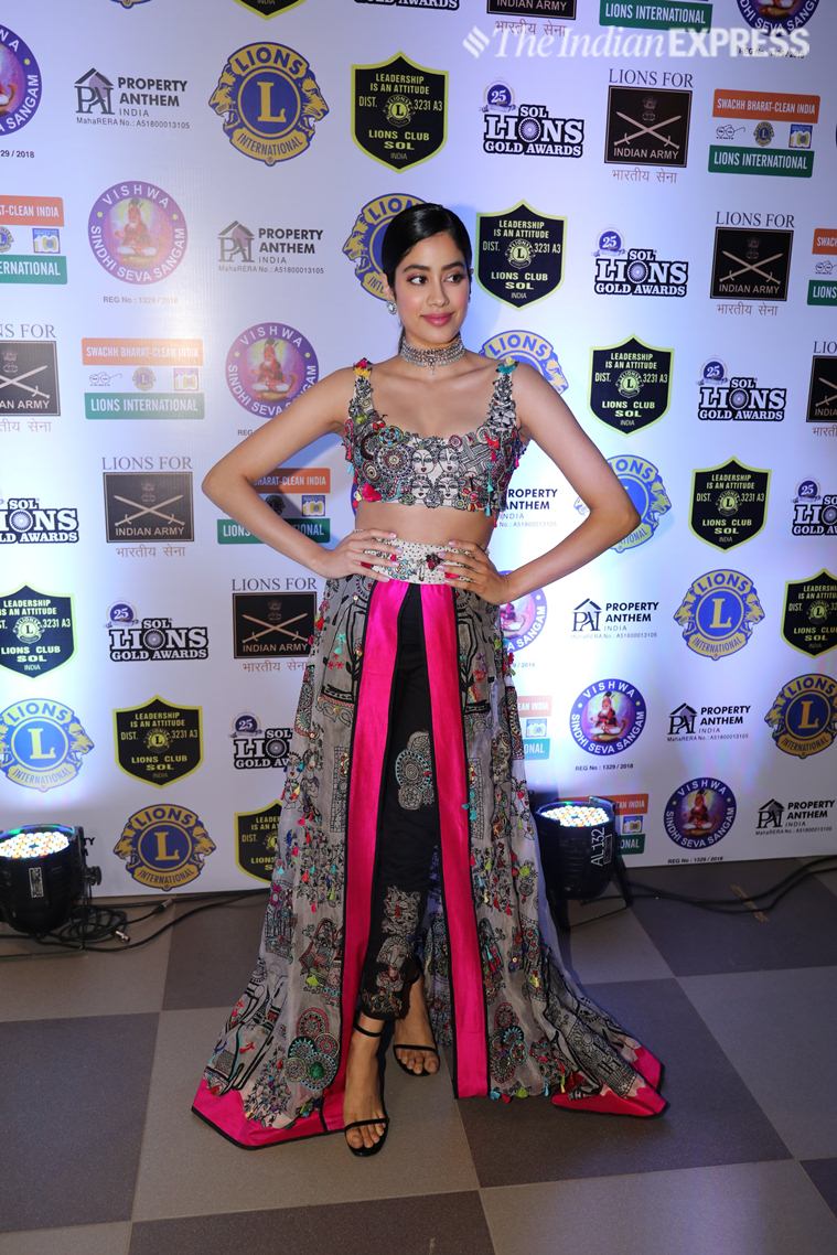 janhvi kapoor photos