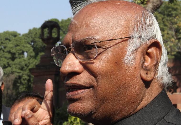 Mallikarjun Kharge, Mallikarjun Kharge on Alok Verma, Alok Verma case, CVC meeting, CBI vs CBI, Congress- Alok Verma, BJP, Indian express