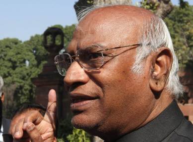 Mallikarjun Kharge, Mallikarjun Kharge on Alok Verma, Alok Verma case, CVC meeting, CBI vs CBI, Congress- Alok Verma, BJP, Indian express