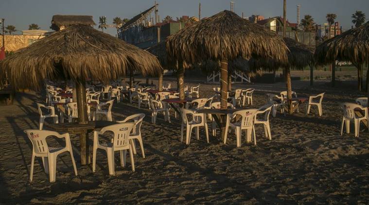 mexico-empty-beach.jpg