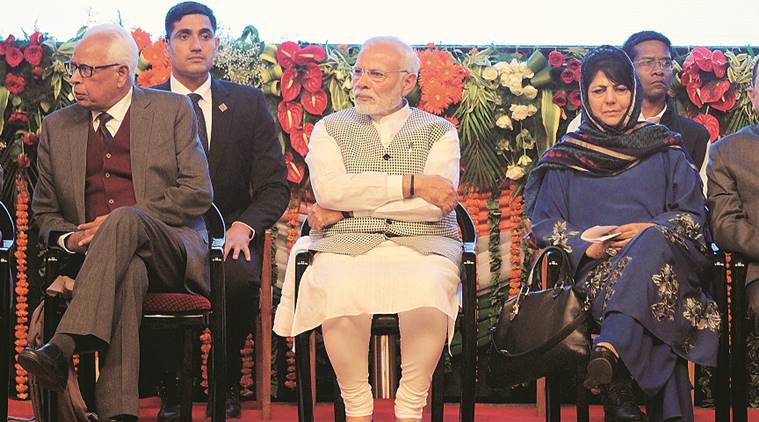 modi, pm modi, gujarat cm, vijay rupani, gujarat news, gujarat, indian express