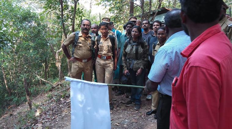 agashtyakoodam peak, agasthyamala, kerala woman agasthyakoodam, agasthyakoodam ban, women trek agasthya hill, sabarimala, sabarimala verdict, kerala peak ban, I& B ministry woman Indian express