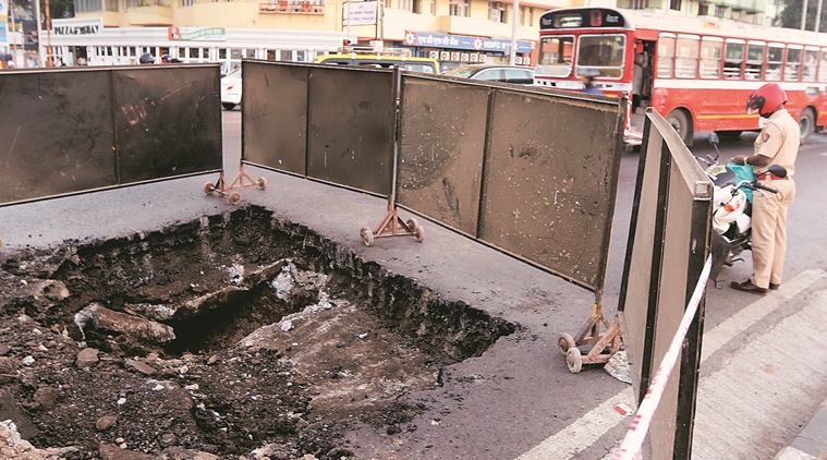 mumbai cave in, cave in averted, marine drive, marine drive cave in, road cave in, depression, drains, mumbai news, indian express news