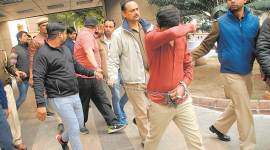 noida-police-bribe Accused of extortion, Noida SHO and 3 journalists held in police station raid