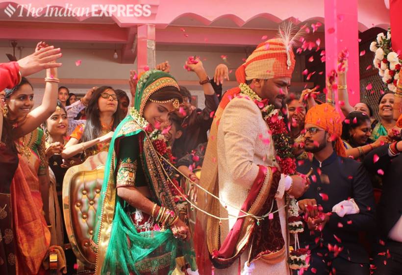 Hardik Patel ties the knot in a simple ceremony at a temple in Gujarat