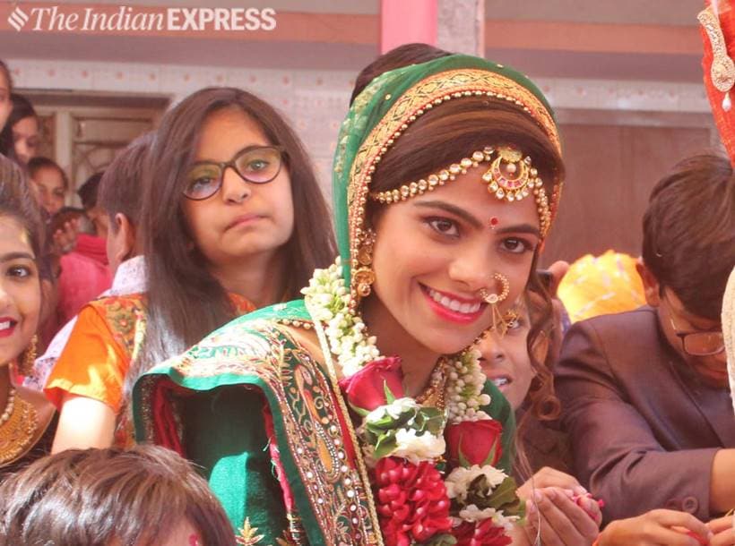 Hardik Patel ties the knot in a simple ceremony at a temple in Gujarat