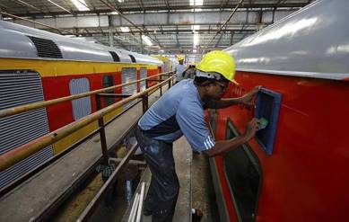 rrb group d, rrb alp technician answr key, rrb alp technician updtaes, rrb grouo d updates, rrb latest notification, latets govt job notification, RRB gorup D answer key objections, RRB ALP Technician answer key objections, india result, sarkari naukri, railway exam, railways recruitment, railway exam objection, railway jobs,