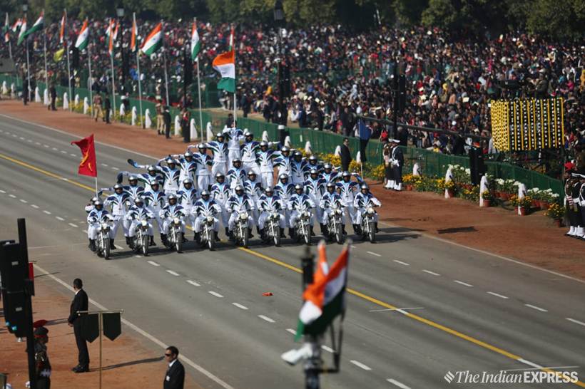 Военный парад в Индии гаубицы, парад, Индии, MRSAM, 155мм, индийскоизраильский, дальности, средней, зенитноракетный, самоходные, комплекс, VajraT, калибра, 155мм39, М777А2, буксируемые, Thunder, легкие, продемонстрированы, параде