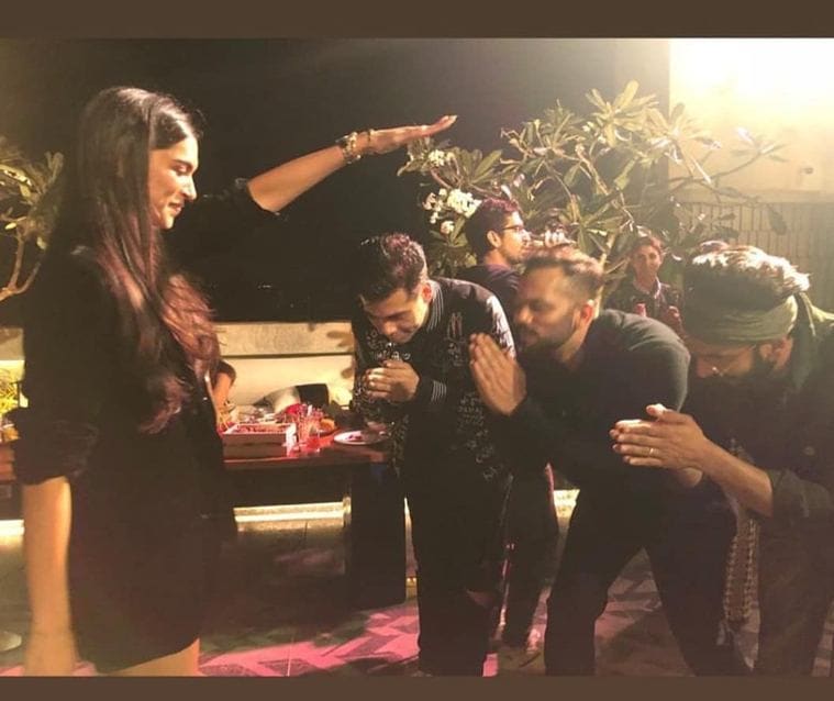 deepika padukone at simmba success party 