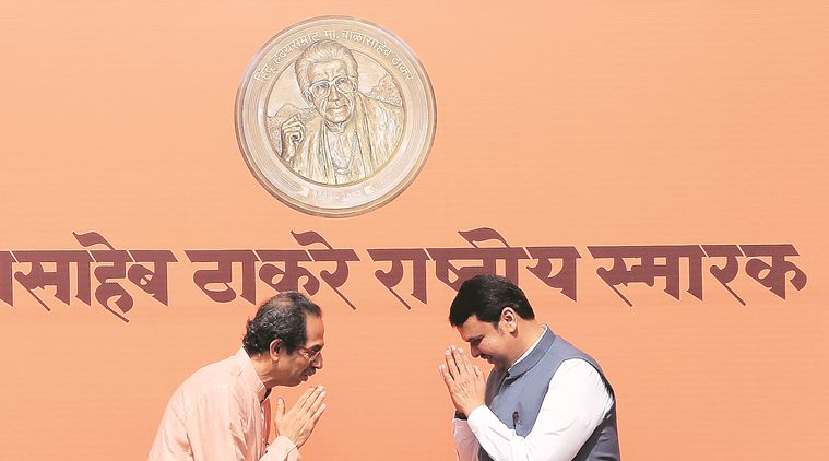 Devendra Fadnavis, Uddhav come together for Thackeray memorial