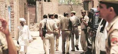Lok Sabha polls 2019: UP cops told to avoid "politically coloured" posts on social media