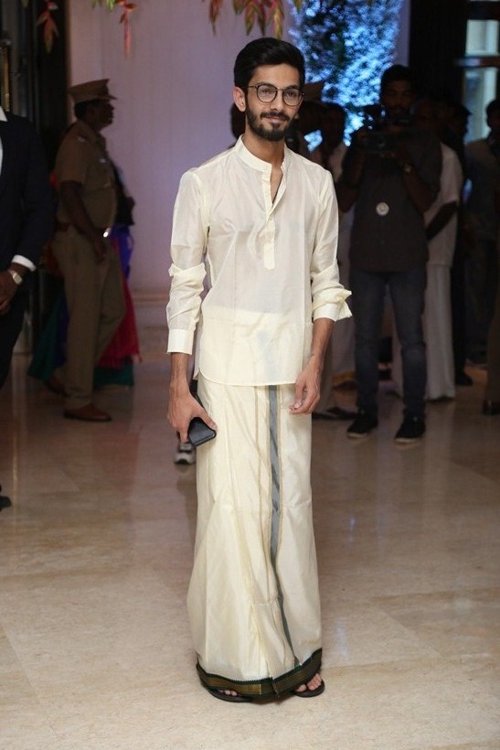 anirudh ravichander at soundarya rajinikanth Vishagan Vanangamudi's wedding
