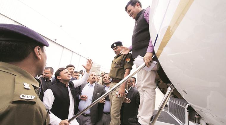 Oppostion uproar after UP govt blocks Akhilesh Yadav's Prayagraj visit