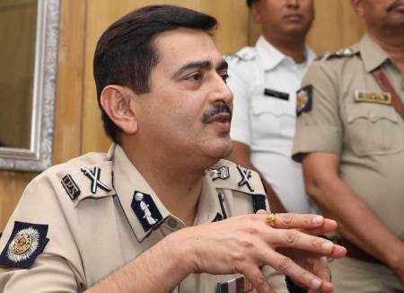 Anuj Sharma takes charge as new Kolkata police chief, says will ensure safety of Kashmiris