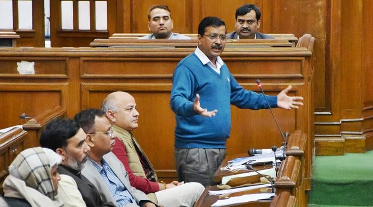 arvind kejriwal, arvind kejriwal indefinite hunger strike, kejriwal on dharna, arvind kejriwal to sit on dharna, full statehood status for delhi, aam aadmi party