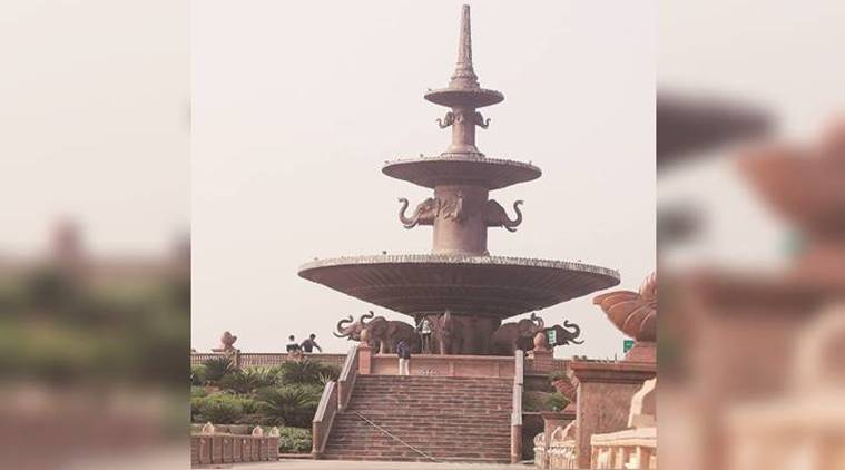 dalit prerna sthal, green garden, noida park, statues, mayawati, dalit pride, bsp chief mayawati, noida news, indian express