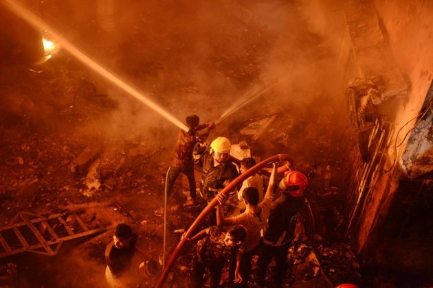 Dozens dead after massive fire breaks out in Dhaka's Chawkbazar