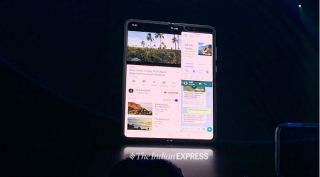 Samsung Galaxy Fold, Samsung, Galaxy Fold, Galaxy Fold price, galaxy fold features, Galaxy Fold price in India, Galaxy Fold specifications, Galaxy Fold features