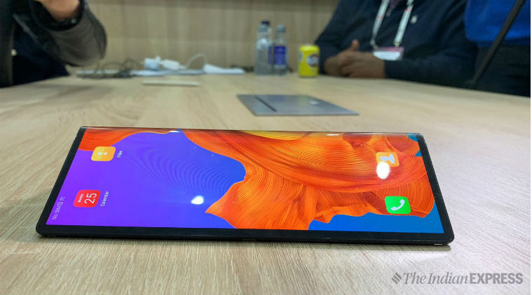 Huawei Mate X, Mate X MWC 2019, Huawei Mate X, Huawei Mate X foldable phones, foldable phones, foldable phones MWC 2019, Samsung Galaxy Fold, Galaxy Fold, Galaxy Fold MWC 2019, MWC 2019, Mobile World Congress