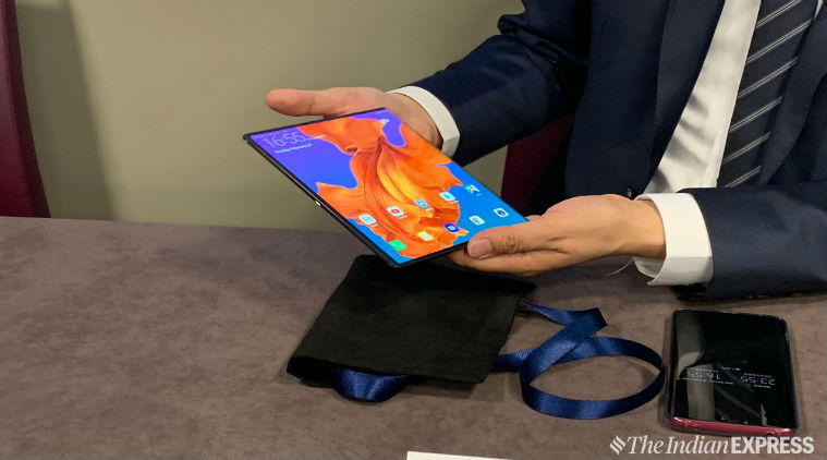 Huawei Mate X, Mate X MWC 2019, Huawei Mate X, Huawei Mate X foldable phones, foldable phones, foldable phones MWC 2019, Samsung Galaxy Fold, Galaxy Fold, Galaxy Fold MWC 2019, MWC 2019, Mobile World Congress