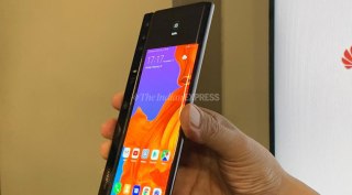 Foldable phone, 5G, Huawei, Samsung, Huawei Mate X, Samsung Galaxy Fold, Apple, Oppo, $2,000 smartphone, Xiaomi, Royole, Galaxy Fold, Mate X