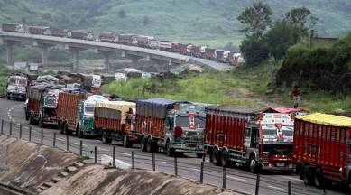 J-K: Jammu-Srinagar Highway closed for second day, five fresh landslides hit highway