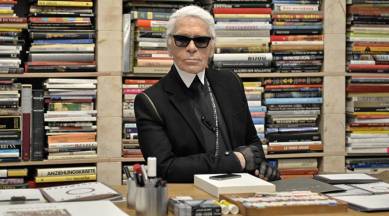 fashion designer Karl Lagerfeld, Karl Lagerfeld, Karl Lagerfeld iconic moments, Karl Lagerfeld career, who is Karl Lagerfeld, Karl Lagerfeld chanel, Karl Lagerfeld fendi, indian express, indian express news