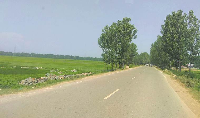 Pulwama aftermath: India SC orders govt to protect Kashmiris, minorities Pulwama aftermath: India SC orders govt to protect Kashmiris, minorities