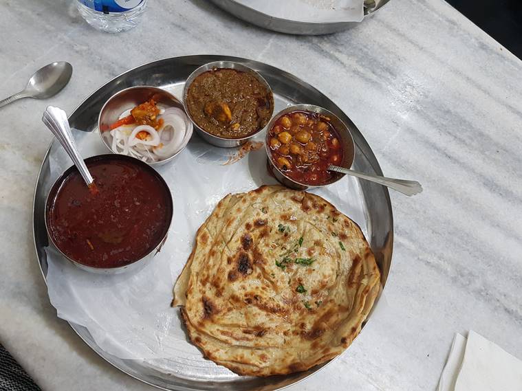Amritsar, Pakistan’s Punjab province, maa ki daal, lachcha paratha, Kesar da Dhaba