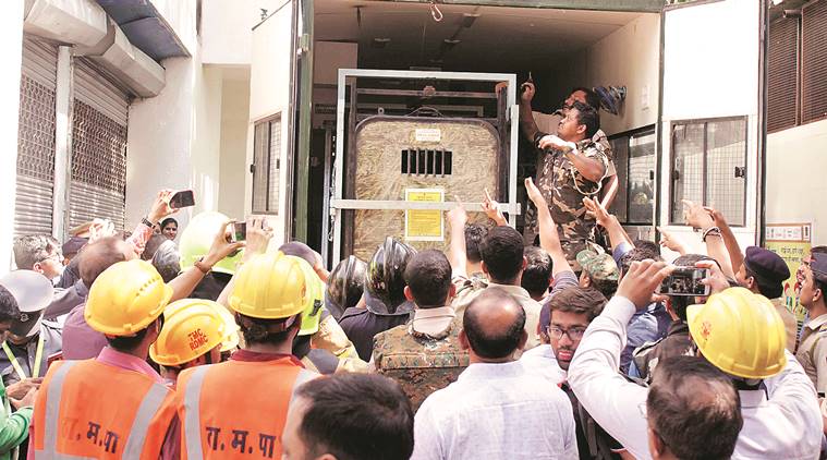 Leopard strays into Thane mall, hotel; rescued after four-hour operation