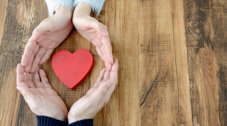 Valentine's Day, Valentine's Day 2019, Valentine's Day RSS, Valentine's Day VHP, Valentine's Day Bajrang Dal, Valentine's Day Shiv Sena