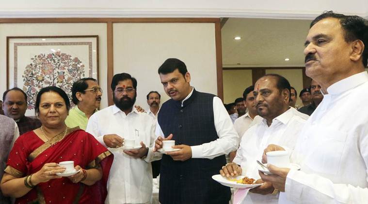 Maharashtra budget session, Budget tea party maharashtra, Devendra Fadnavis, Maharasthra BJP, Pulwama attack, Indian express, Latest news