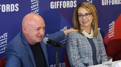 Ex-astronaut Mark Kelly makes Democratic bid for Senate seat