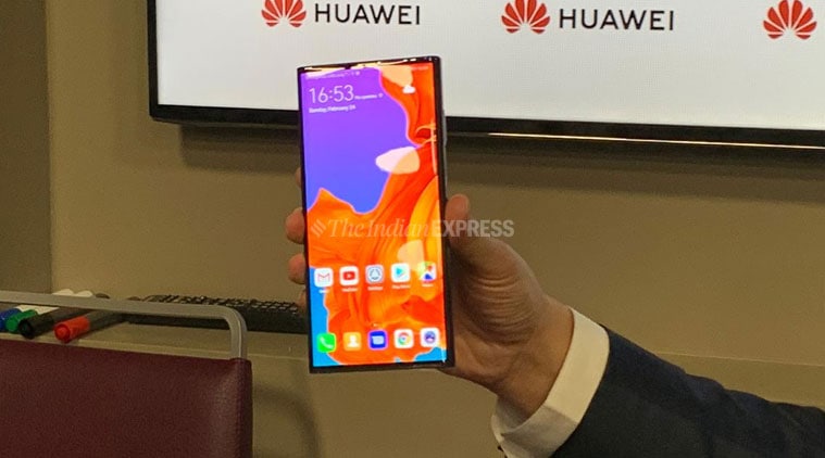Huawei Mate X, Mate X MWC 2019, Huawei Mate X, Huawei Mate X foldable phones, foldable phones, foldable phones MWC 2019, Samsung Galaxy Fold, Galaxy Fold, Galaxy Fold MWC 2019, MWC 2019, Mobile World Congress