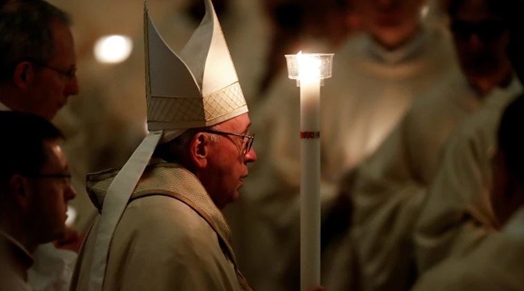 pope francis, pope francis in uae, pope francis in abu dhabi, pope francis uae visit, pope francis arab visit, christian repression in arab, world news