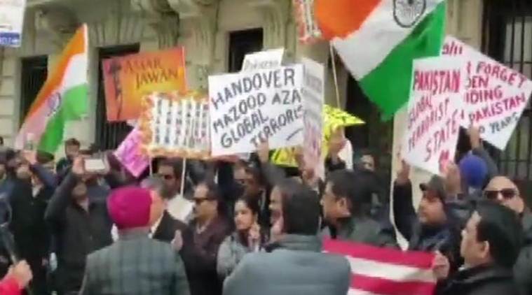 Pulwama attack: Indian-Americans protest outside Pak Consulate, Permanent Mission in New York