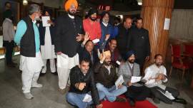 Punjab budget session: Akalis lead families of farm suicide victims in protest march to Assembly