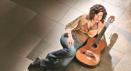 Classical guitarist Sharon Isbin J Henry Fair