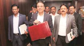 Chief engineer, team inspect Kalwa hospital; to submit report on how to secure building