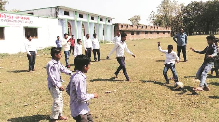 Delhi school, Delhi schools, Delhi schools playgrounds, Delhi schools computer facilities, Economic survey, Delhi govt school