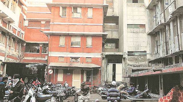 At downsized VS hospital, drug shortage poses new challenge