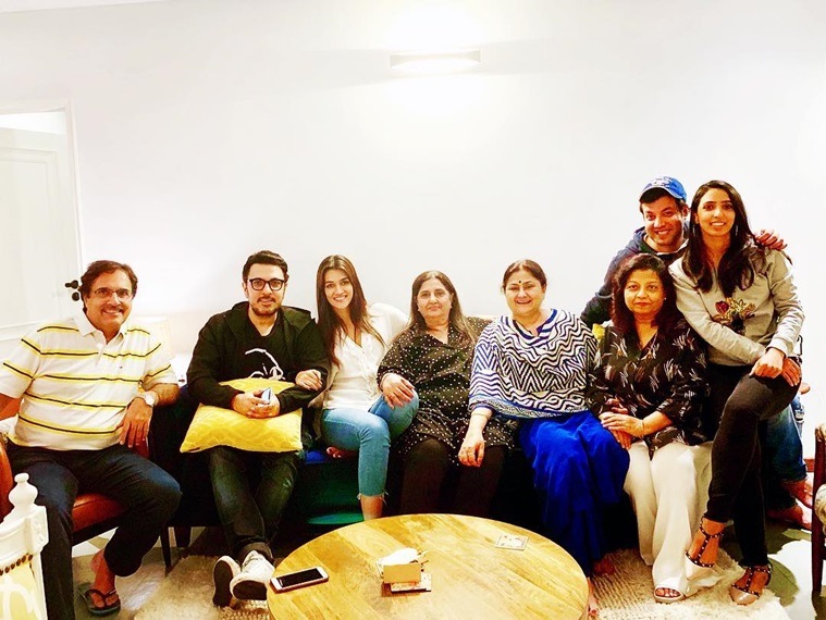 Kriti Sanon with Luka Chuppi team