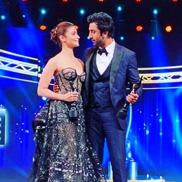 Alia bhatt and ranbir kapoor at filmfare award 2019