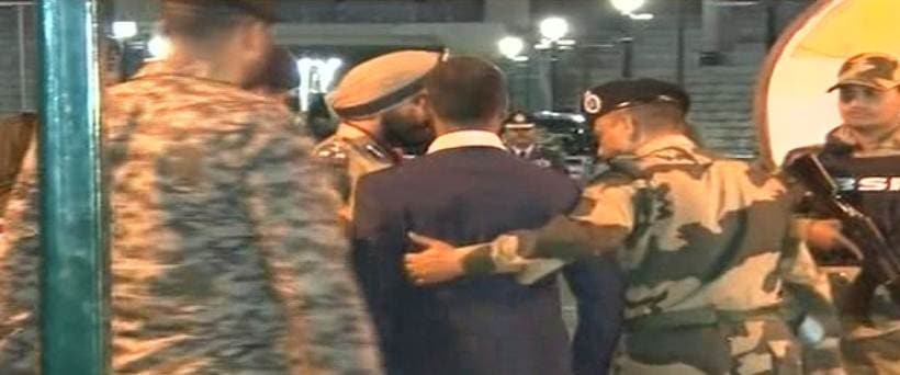 Wing commander Abhinandan returns; first photos