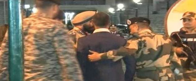 Wing commander Abhinandan returns; first photos