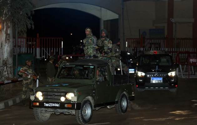 Wing commander Abhinandan returns; first photos